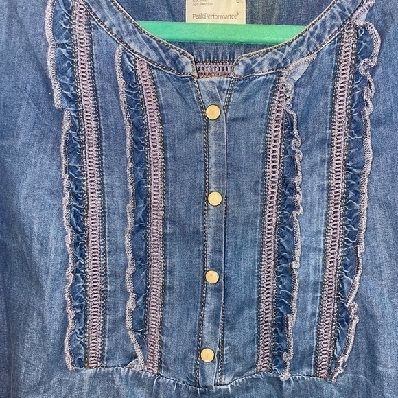 EUC Peak Performance Pearl Snap Denim Short Sleeve Shirt Size Large - Picture 3 of 7